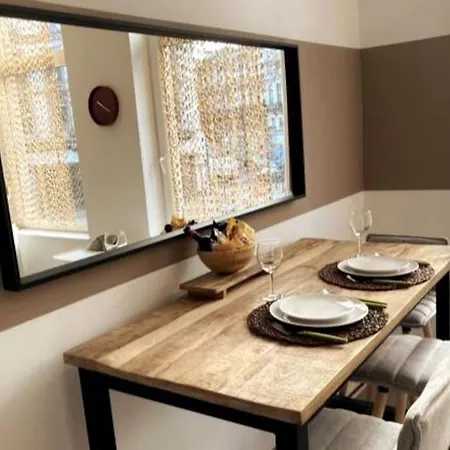 La Tour By Welchome Apartment *