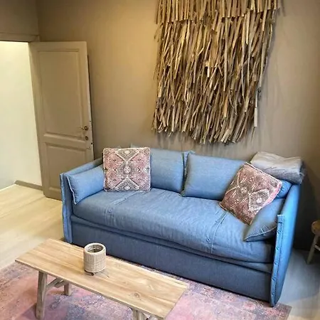 La Tour By Welchome *