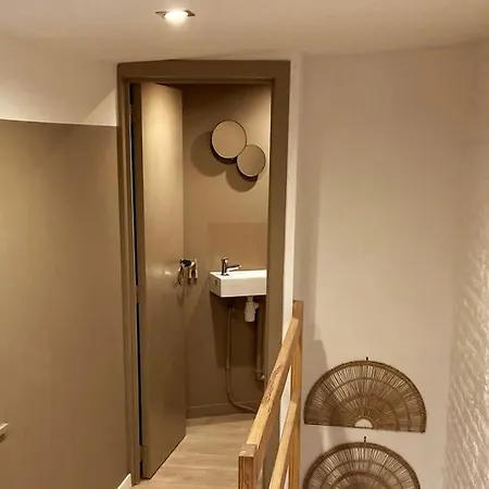 Апартаменты La Tour By Welchome